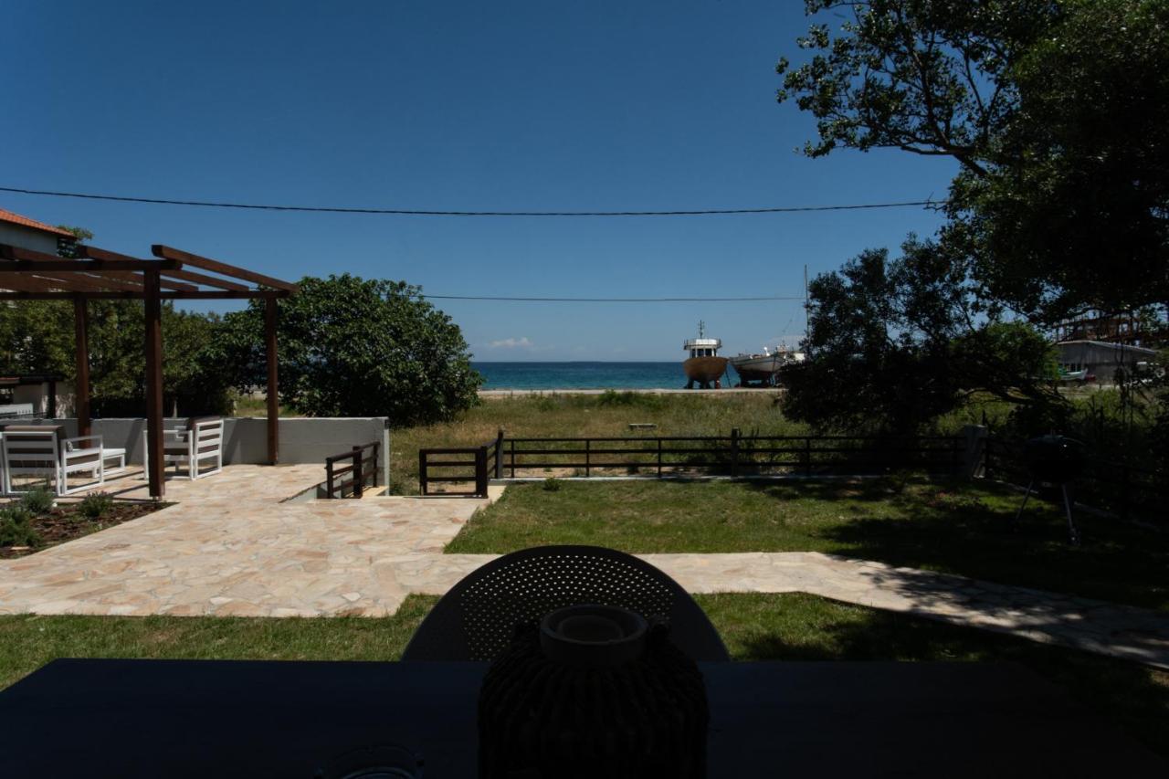 Marineiko Luxury Apartments Ierissos Extérieur photo